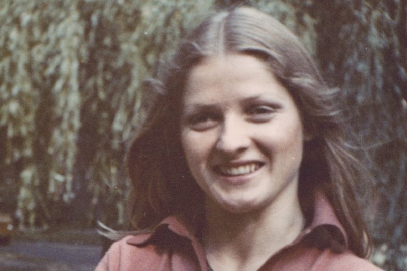 Krystyna Pawłowicz zaczęła dodawać na Twittera zdjęcia z młodości.