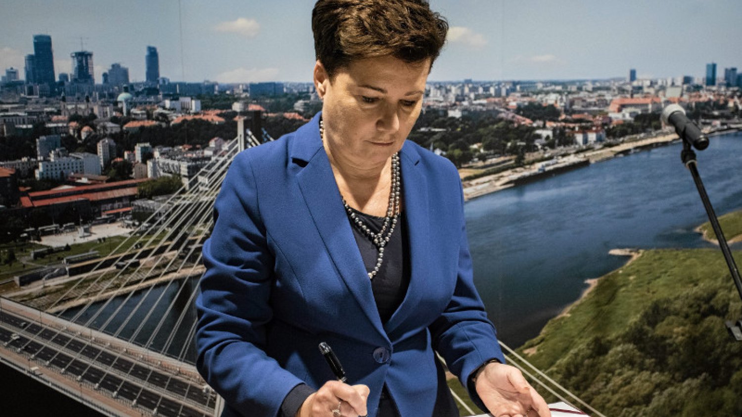 Następcy Hanny Gronkiewicz-Waltz będą zajmowali "liftingiem" miasta. Ona znalazła się w trudnej sytuacji.