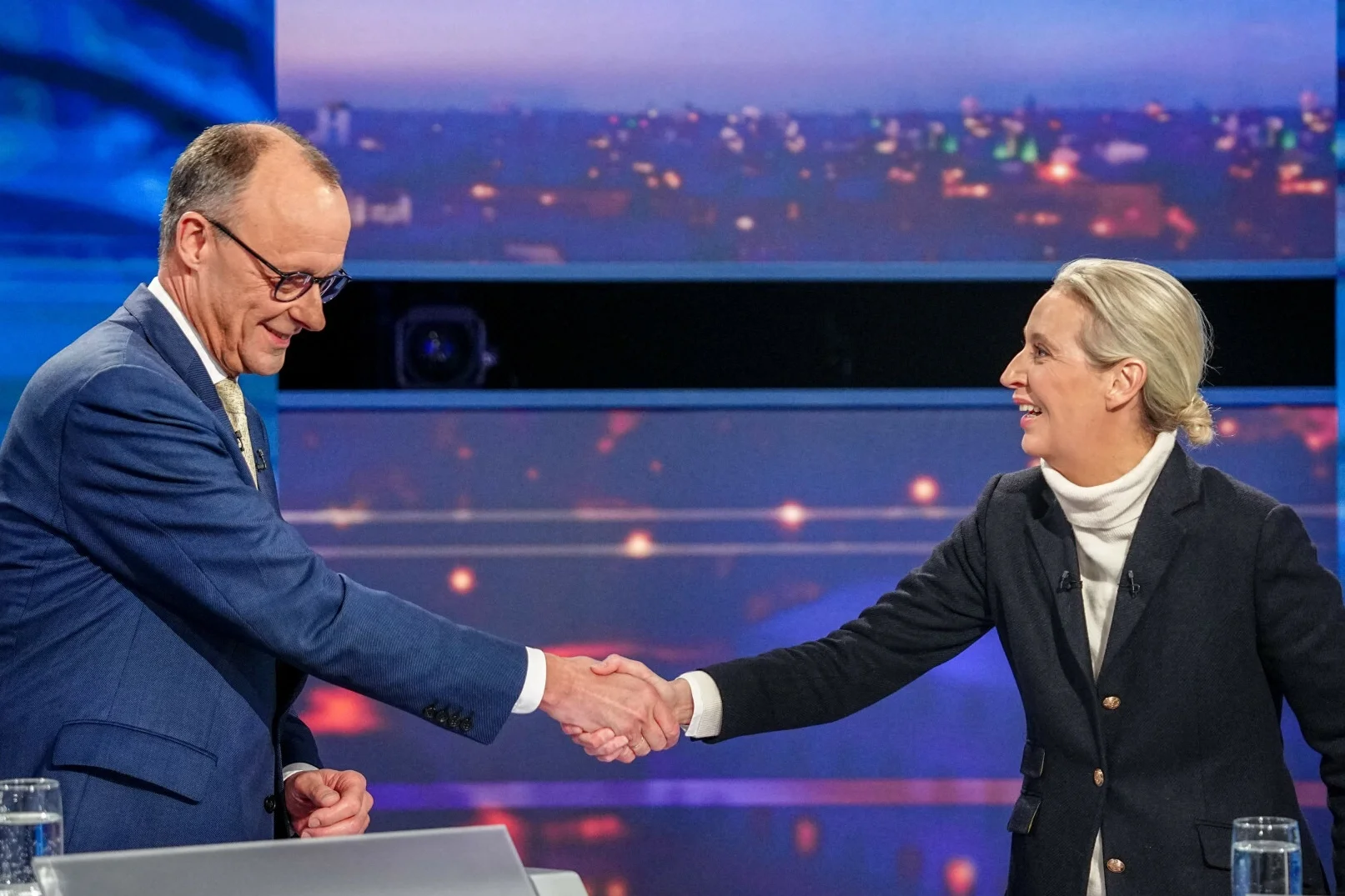 Niemcy przed wyborami: silny podział na wschód i zachód