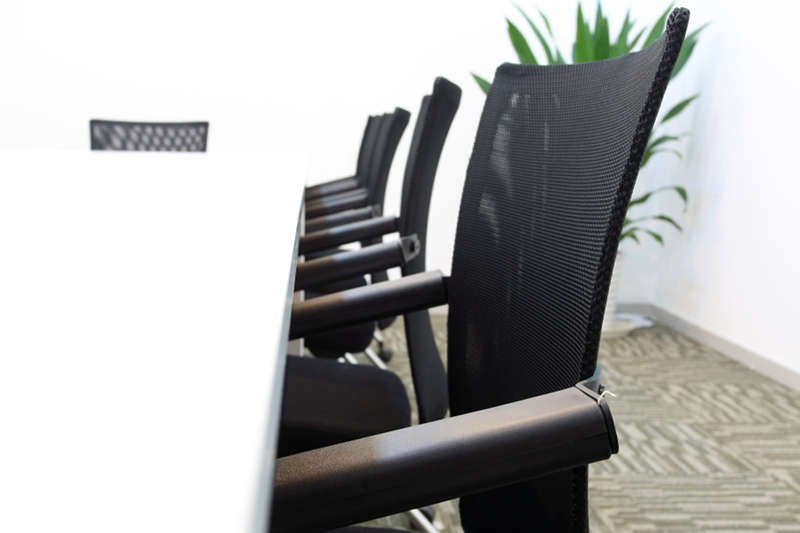 Nikt nie lubi przesiadywać godzinami w biurze, ale nie każdy nadaje się do pracy zdalnej