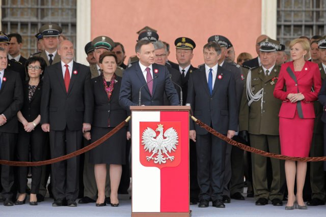 Andrzej Duda twierdzi, że trzeba zmienić konstytucję