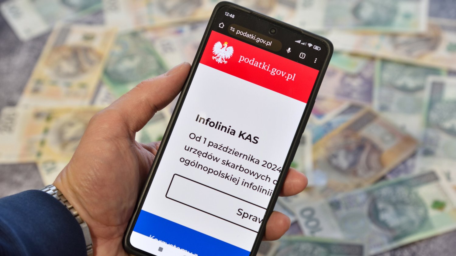 Aplikacja e-Urząd Skarbowy. Można w niej rozliczyć PIT i nie tylko Gdzie wysłać PIT? Od teraz można zrobić przez aplikację w smartfonie