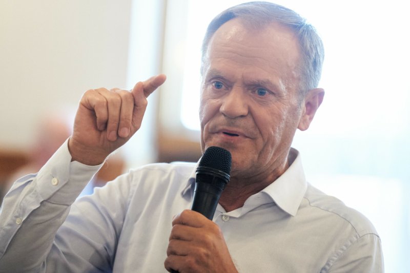 Donald Tusk porównał PiS do rtęci, a państwo pod rządami Kaczyńskiego do "śniętych ryb"