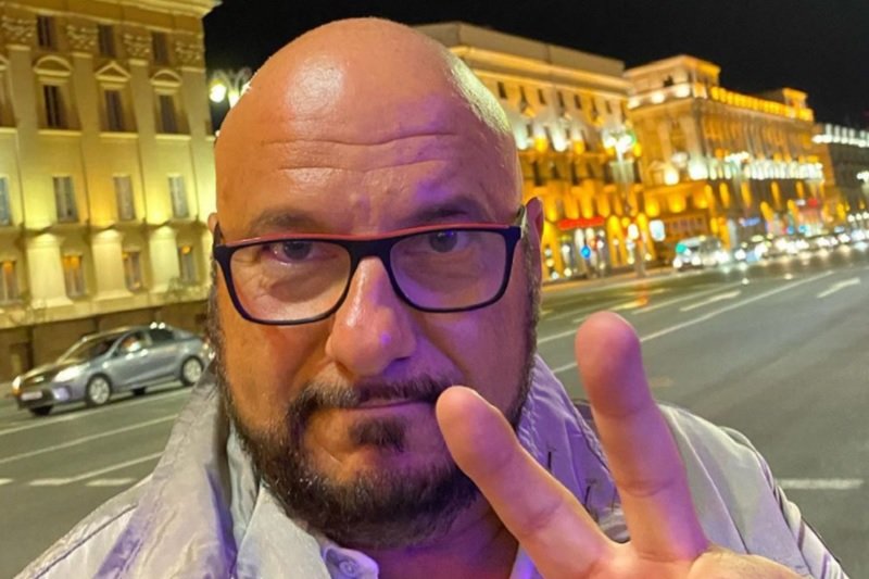 Piotr Gąsowski poleciał na Białoruś.