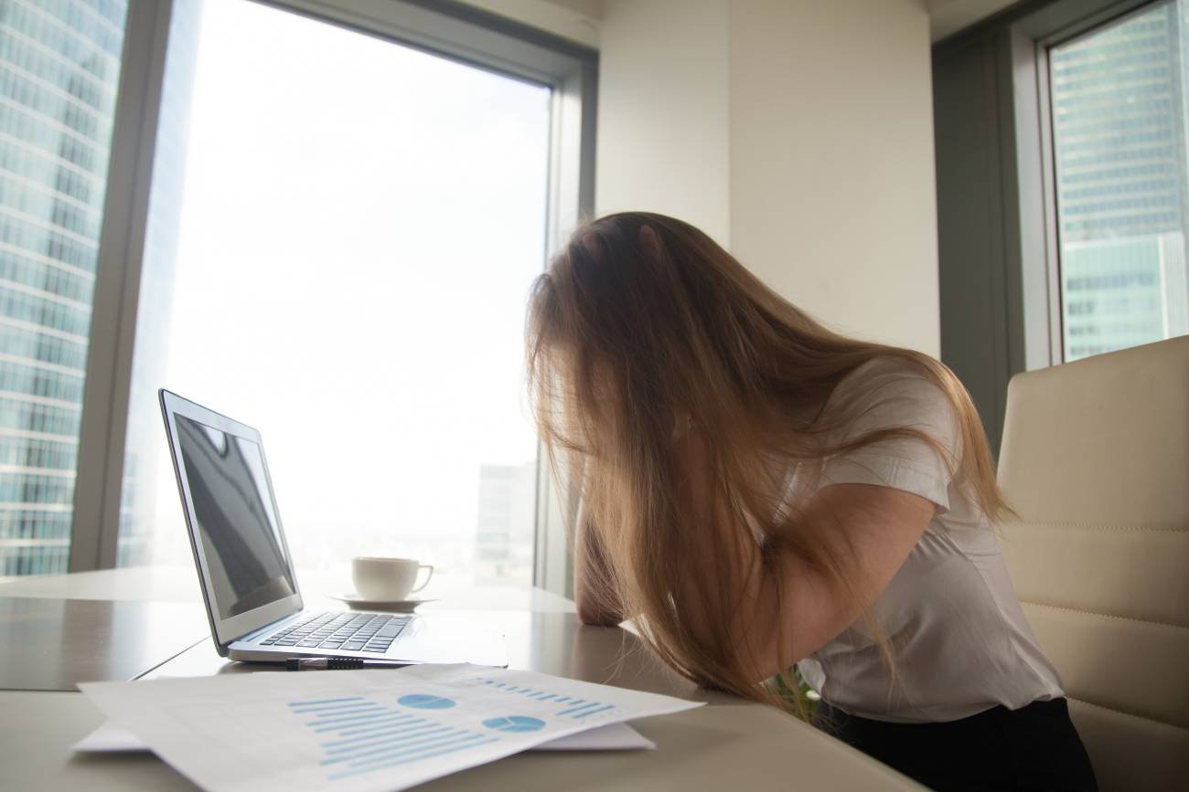 Mikroemerytura - dla kogo? Tak młode pokolenie walczy z pracoholizmem