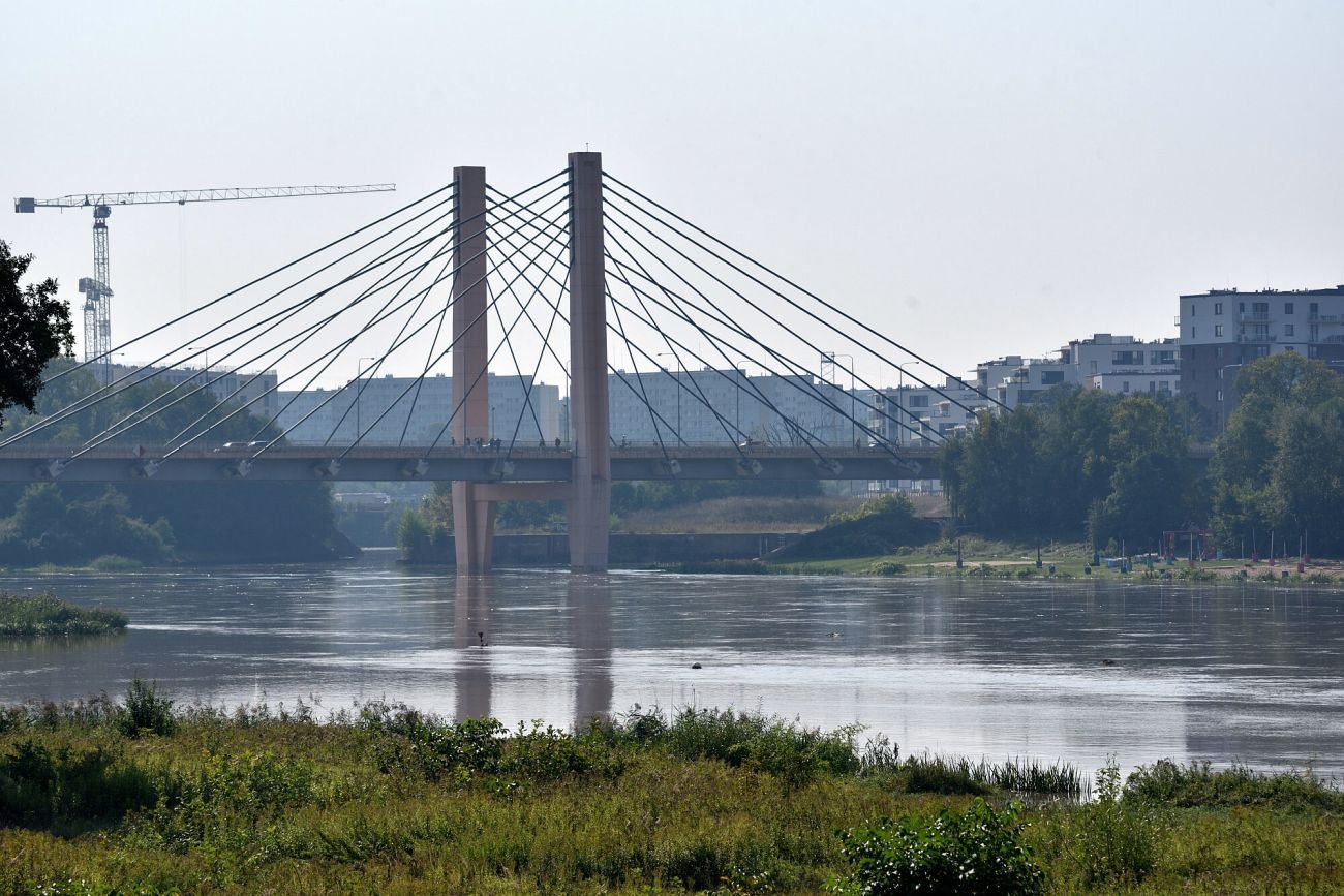 W Odrze we Wrocławiu pod mostem Milenijnym znaleziono zwłoki mężczyzny. Miał skrępowane nogi i ręce