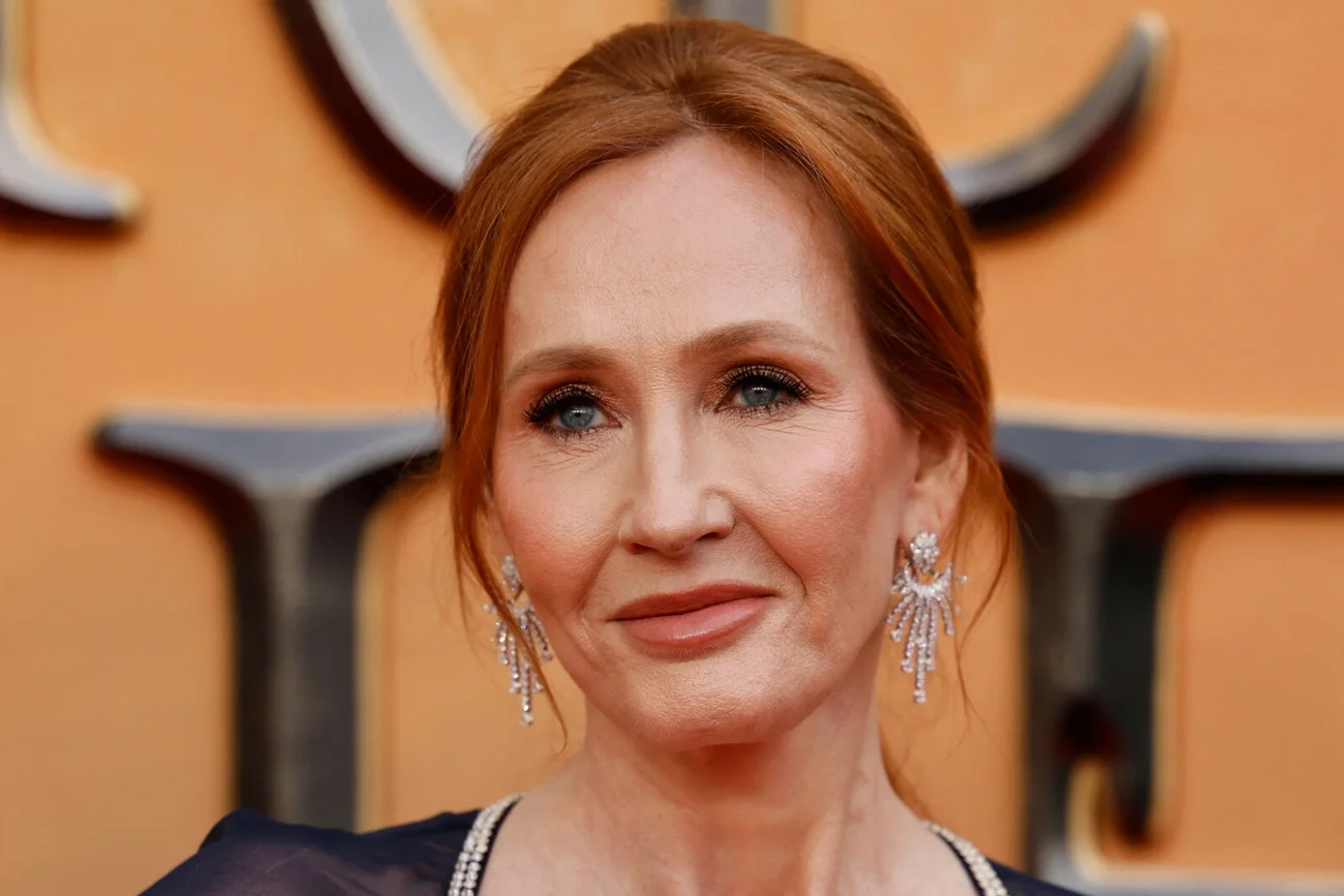 J.K. Rowling sama nie chciała wziąć udziału w 20. rocznicy "Harry'ego Pottera". J.K. Rowling sama nie chciała wziąć udziału w 20. rocznicy "Harry'ego Pottera".
