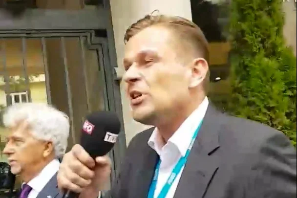 Dziennikarz TVP gonił prezydenta Gdańska kilkaset metrów.