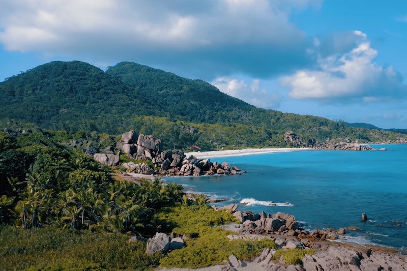 Na Seszelach zaszczepiono większość społeczeństwa, ale koronawirus znów zaatakował.