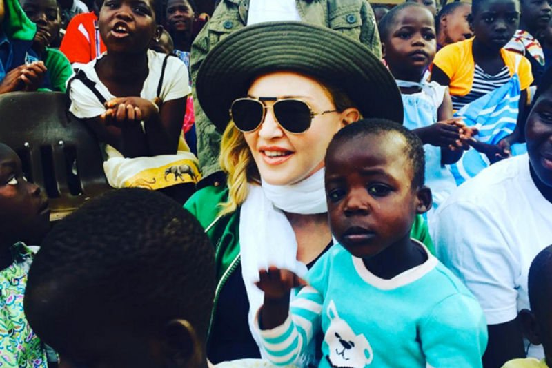 Madonna chwali się na Instagramie zdjęciami z Afryki.
