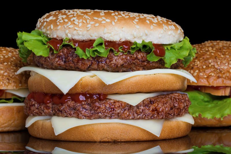 Polskie gangi zamieszane w proceder zastępowania wołowiny końskim mięsem?