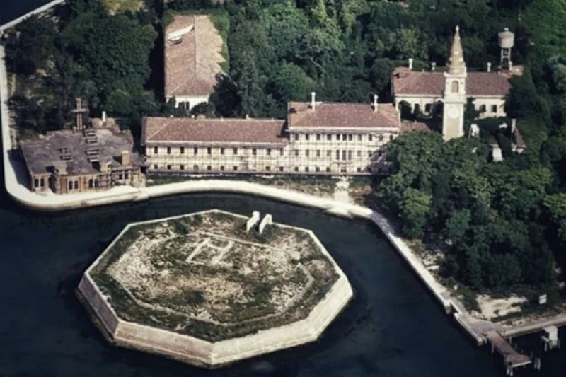 Poveglia to wyspa z budzącą grozę przeszłością