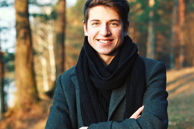 Mężczyźni do wynajęcia - do kina, na wesele czy spacer. Koniec tabu?