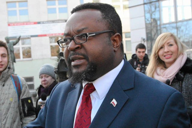 John Godson prosi, by mówić o "tropikalnym pomorze świń"