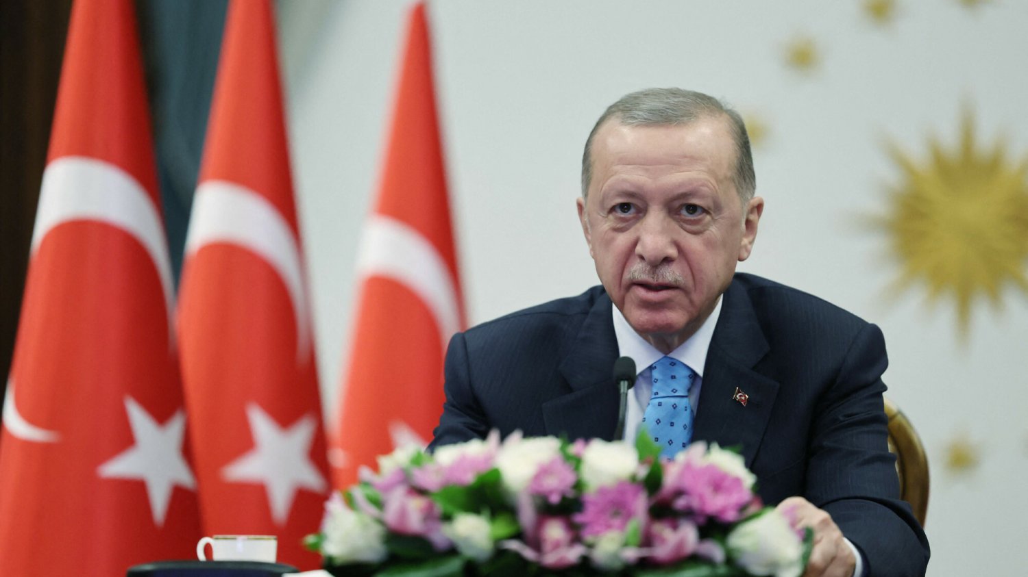 Recep Tayyip Erdogan od trzech dni nie spotyka się z wyborcami.
