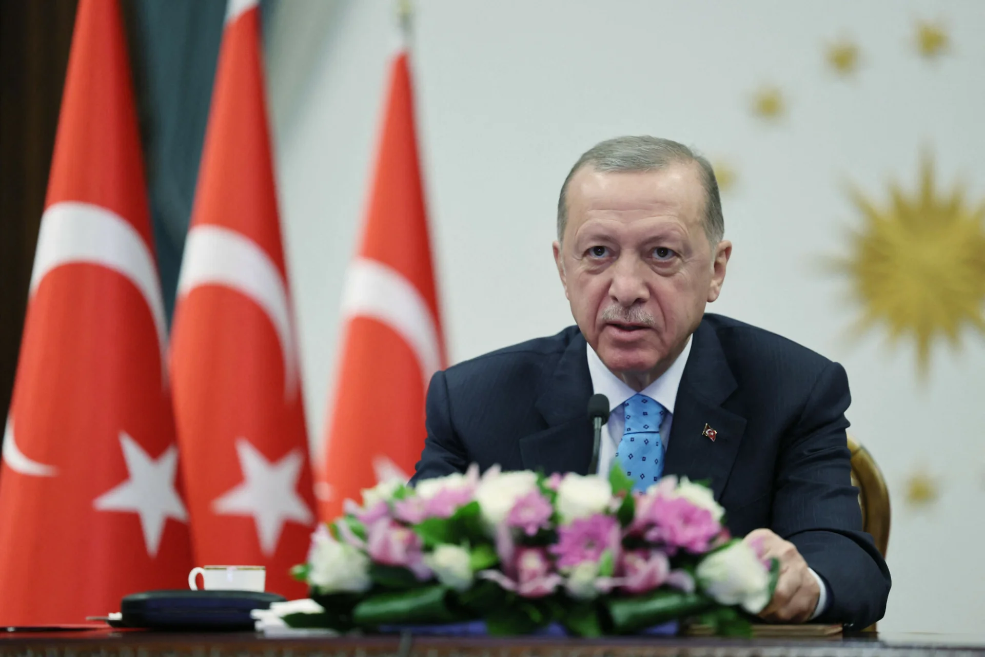 Recep Tayyip Erdogan od trzech dni nie spotyka się z wyborcami.