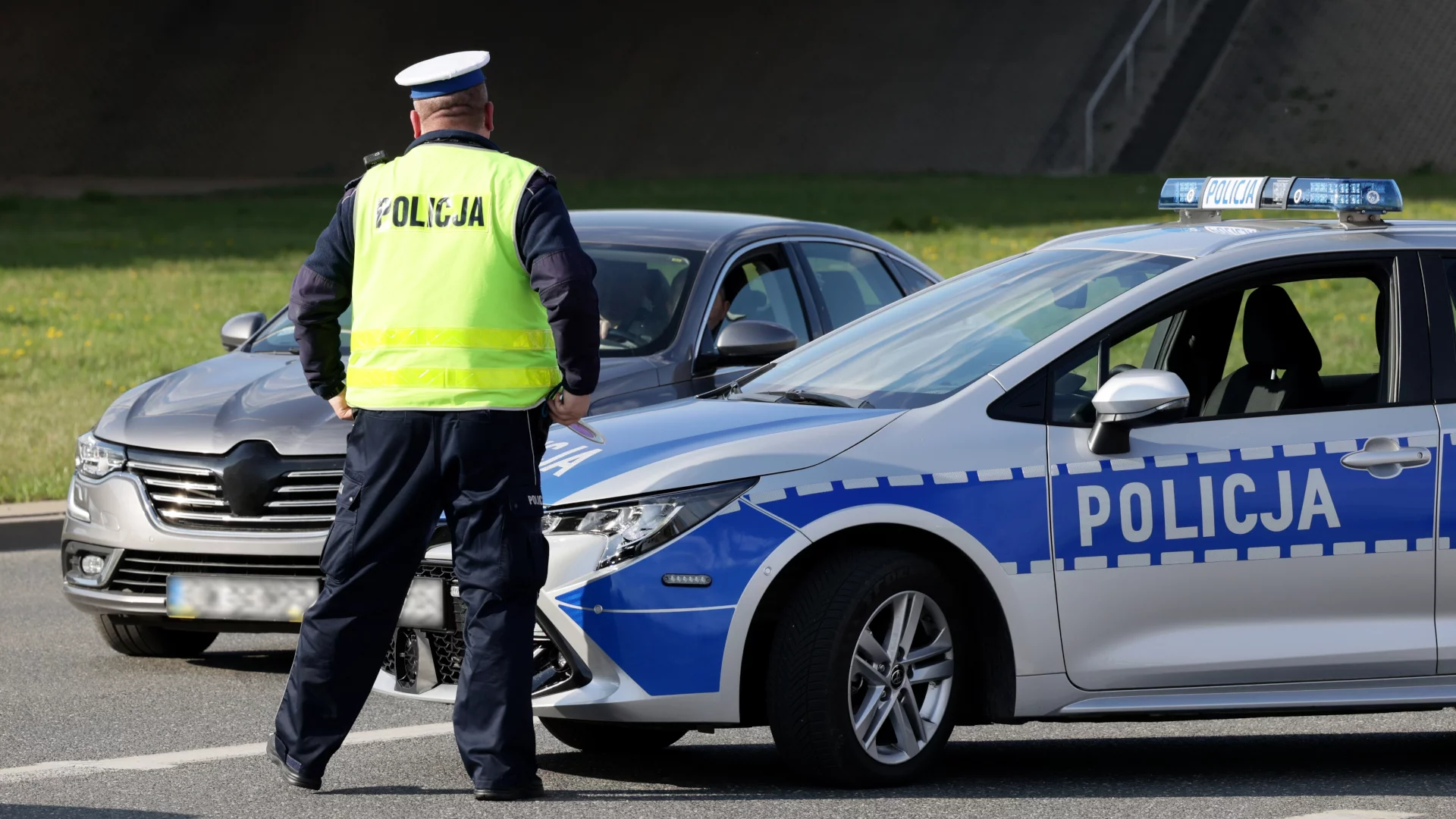 Nowe przepisy drogowe jeszcze w 2026. Łatwiej stracić prawko, trudniej skasować punkty