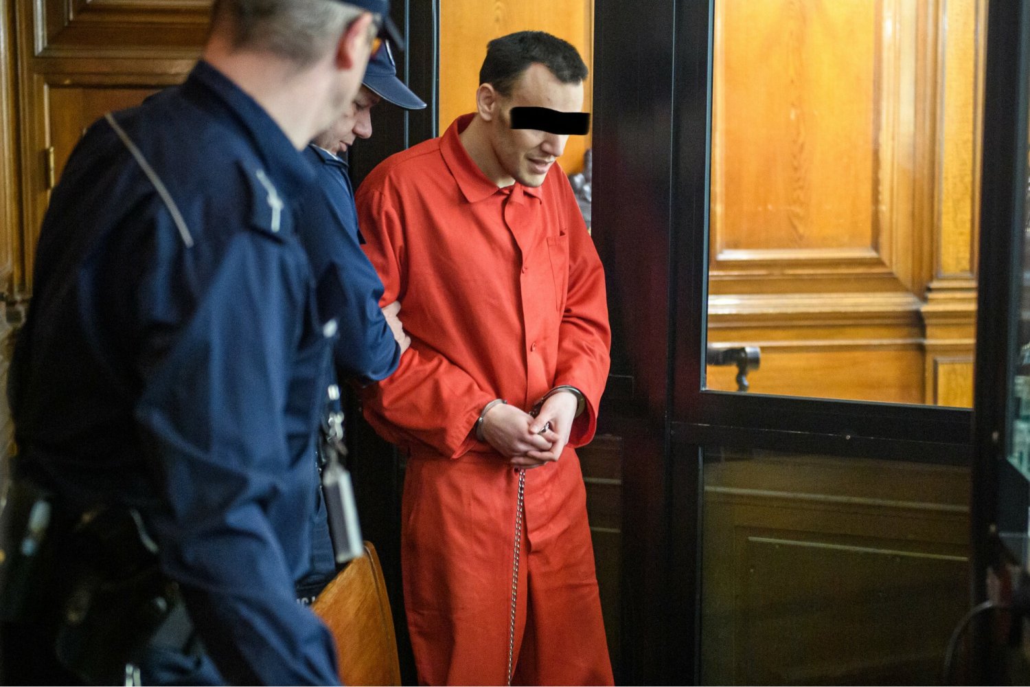 Stefan W. stanie przed sądem za fałszowanie dokumentów.