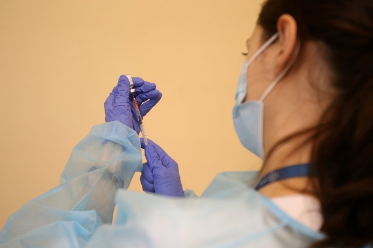 Polska złożyła zamówienie na szczepionki Moderny