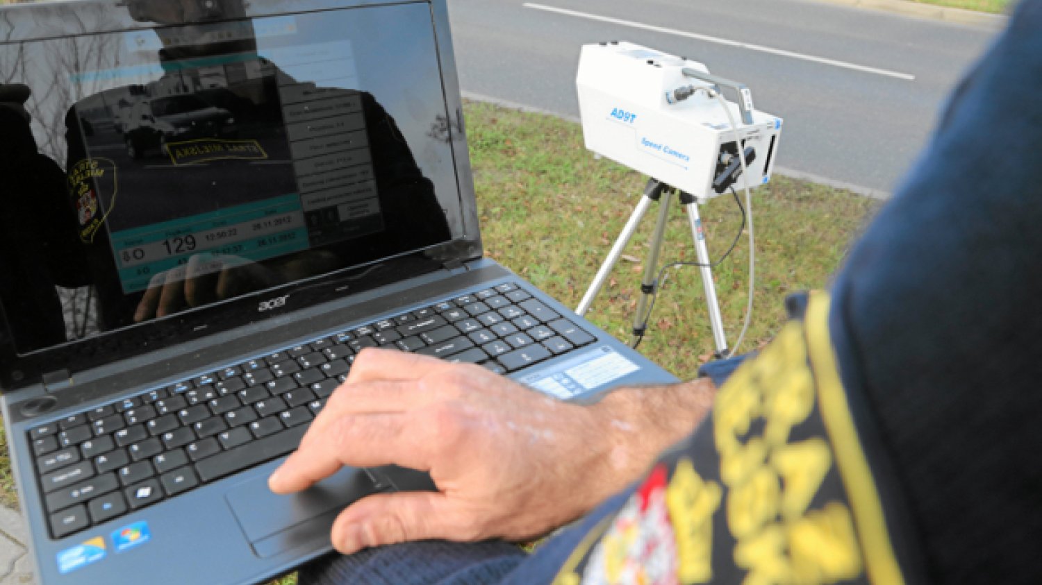 Strażnicy miejscy i gminni mogą niedługo stracić prawo do korzystania z mobilnych fotoradarów