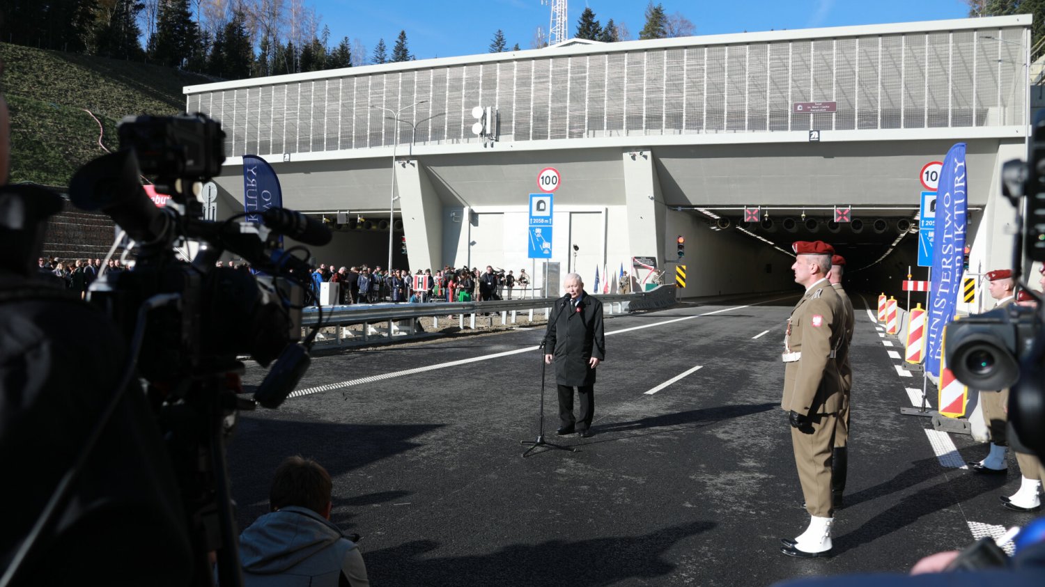 Podczas otwarcia tunelu na zakopiance doszło do sporej wpadki organizatorów.