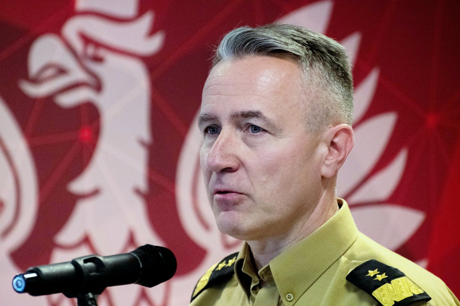 Afera z Collegium Humanum. Były komendant PSP nagle zabrał głos