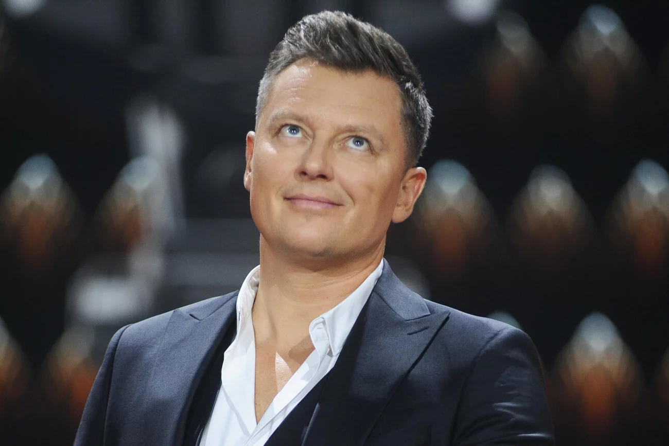 Rafał Brzozowski o wierze. Mówi, że modlitwa pomogła mu w walce o spadek