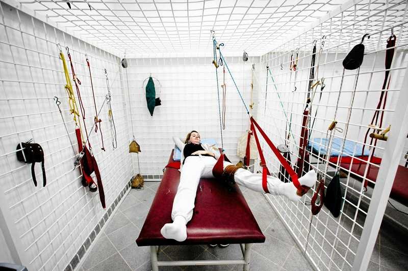 W Polsce pracę fizjoterapeutów ogranicza polityka. 60 tys. fizjoterapeutów w Polsce nie doczekało się ustawy o zawodzie.