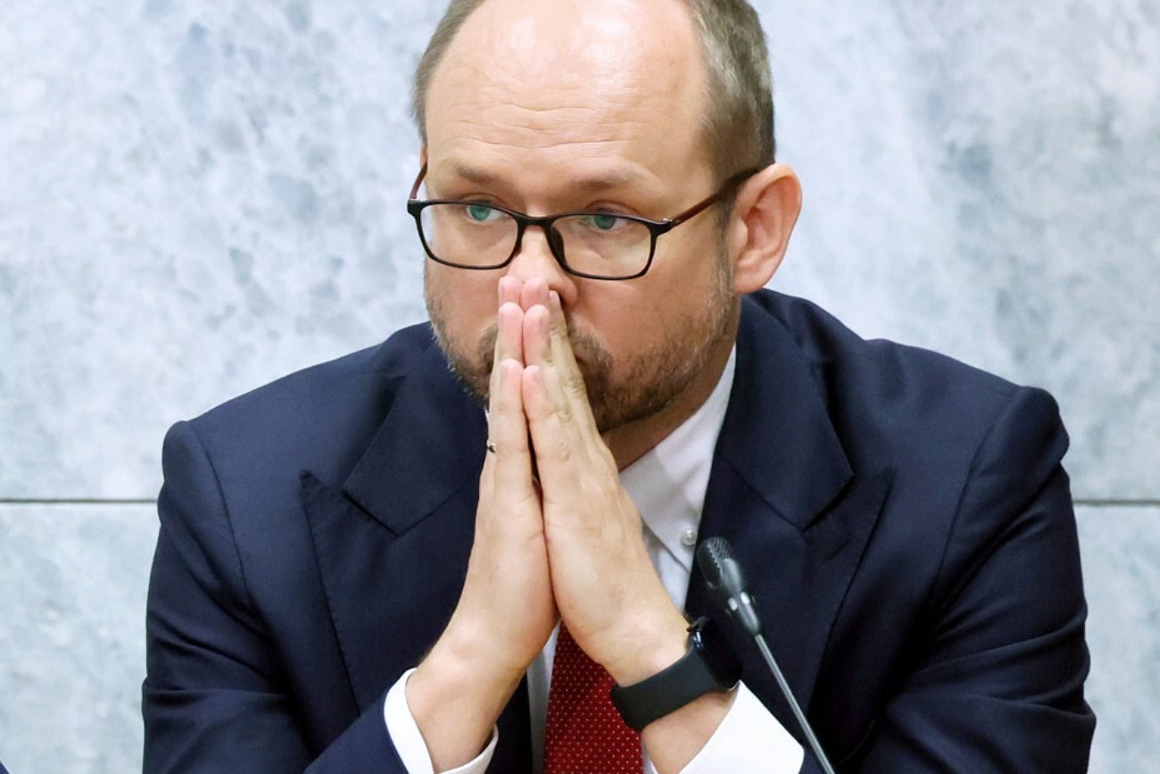 Marcin Przydacz z PiS wyleciał s komisji ds. Pegasusa. Sroka nie wytrzymała.