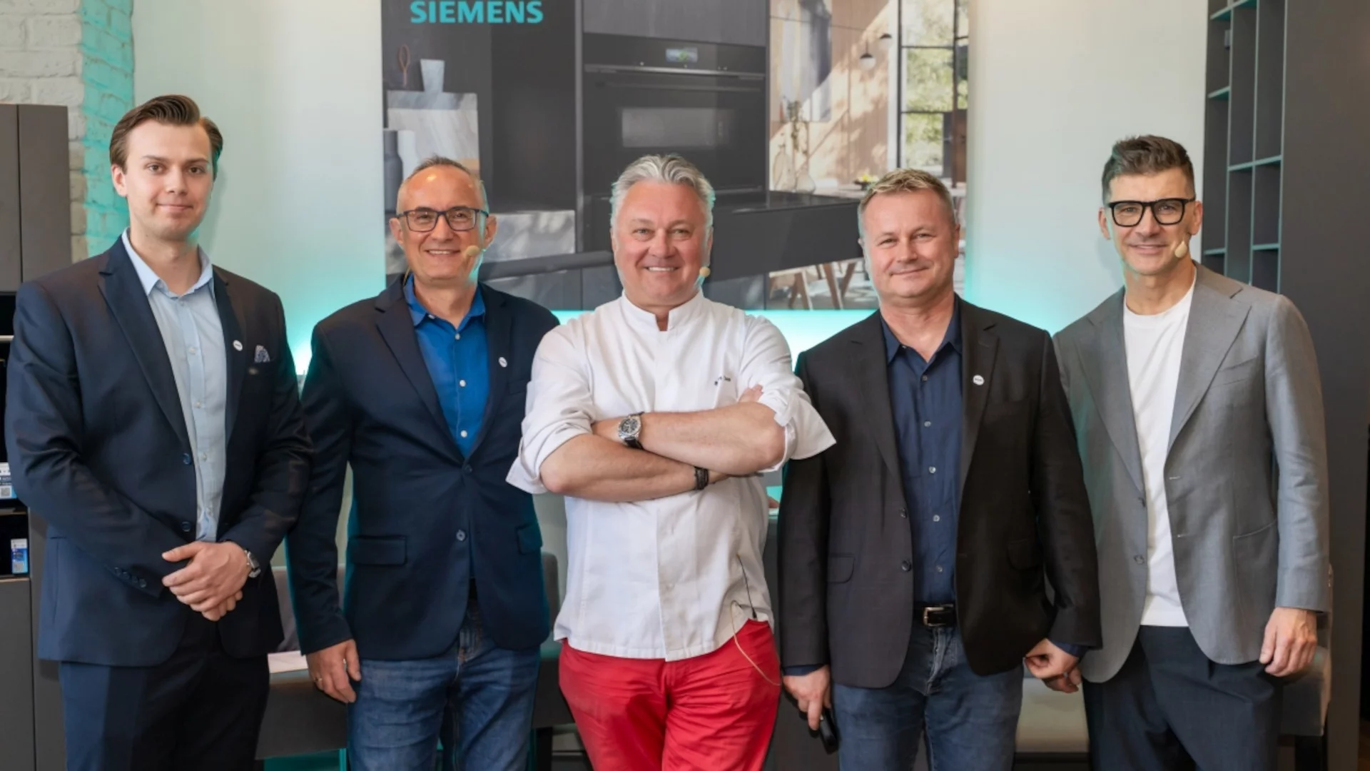 Siemens prezentuje pierwszą na świecie szufladę do gotowania na parze. Nowa definicja kuchennej wygody i estetyki