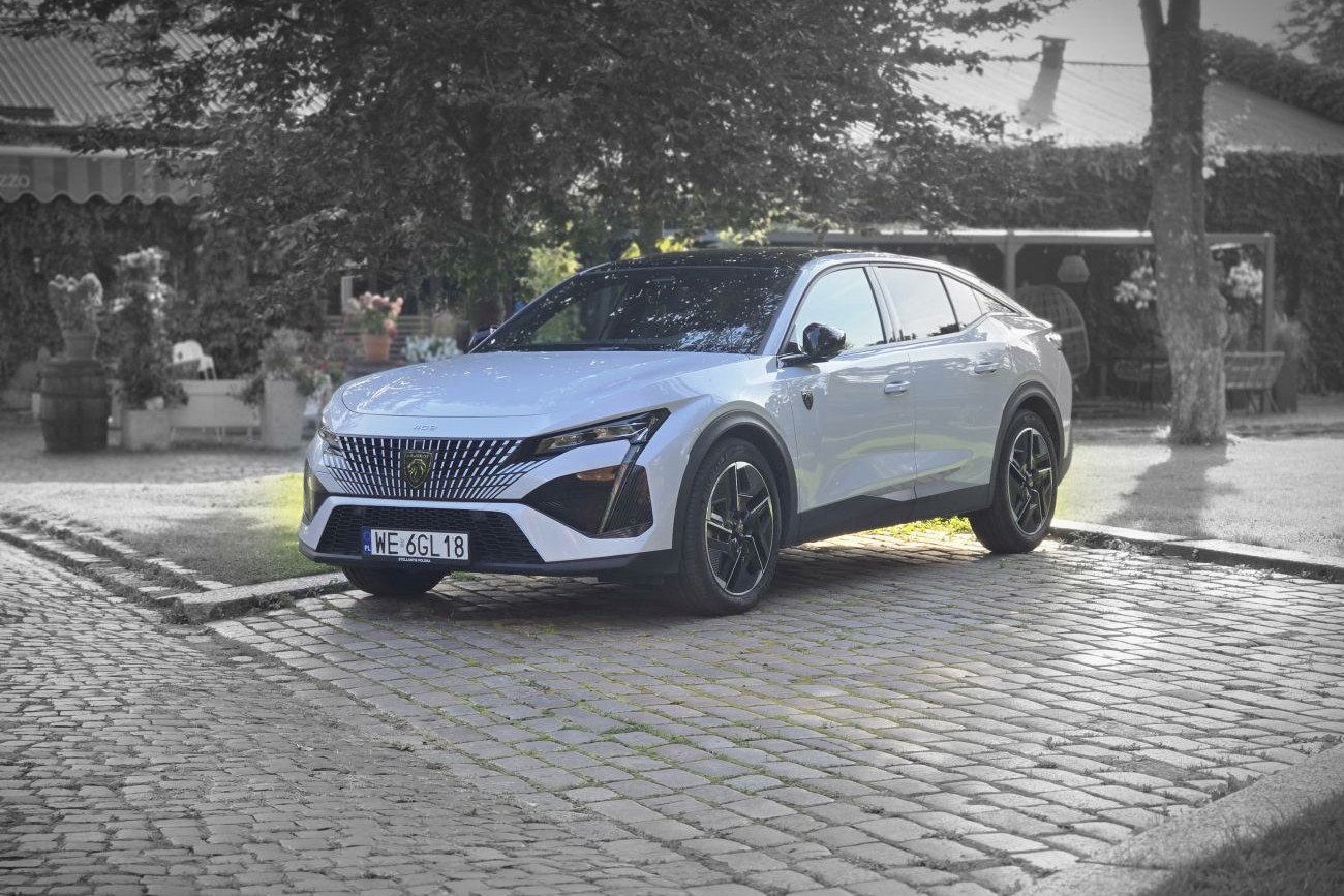 Chcesz auto, które rzuca się w oczy, ale nie kosztuje miliona monet? Ten Francuz ma potencjał