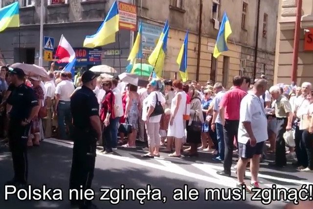 Prokuratura w Przemyślu zbada, czy Ukraińcy propagowali totalitaryzm.