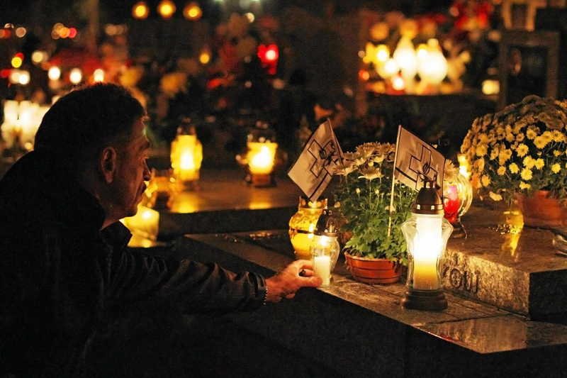 1 Listopada. Cmentarz Podgórski w Krakowie.