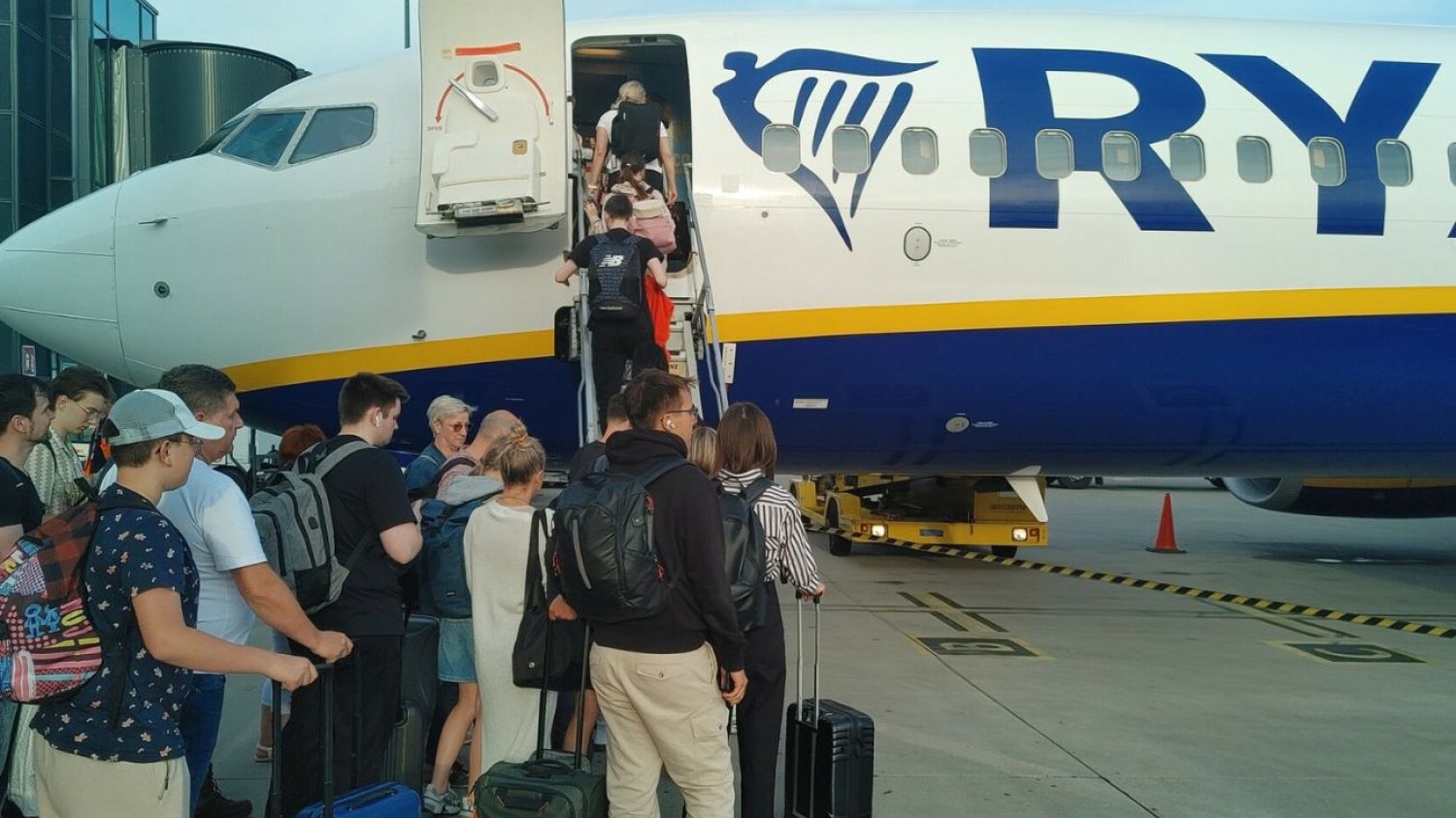 Ryanair znów to zrobił. Zadrwił z pasażerów, a ci chcą więcej