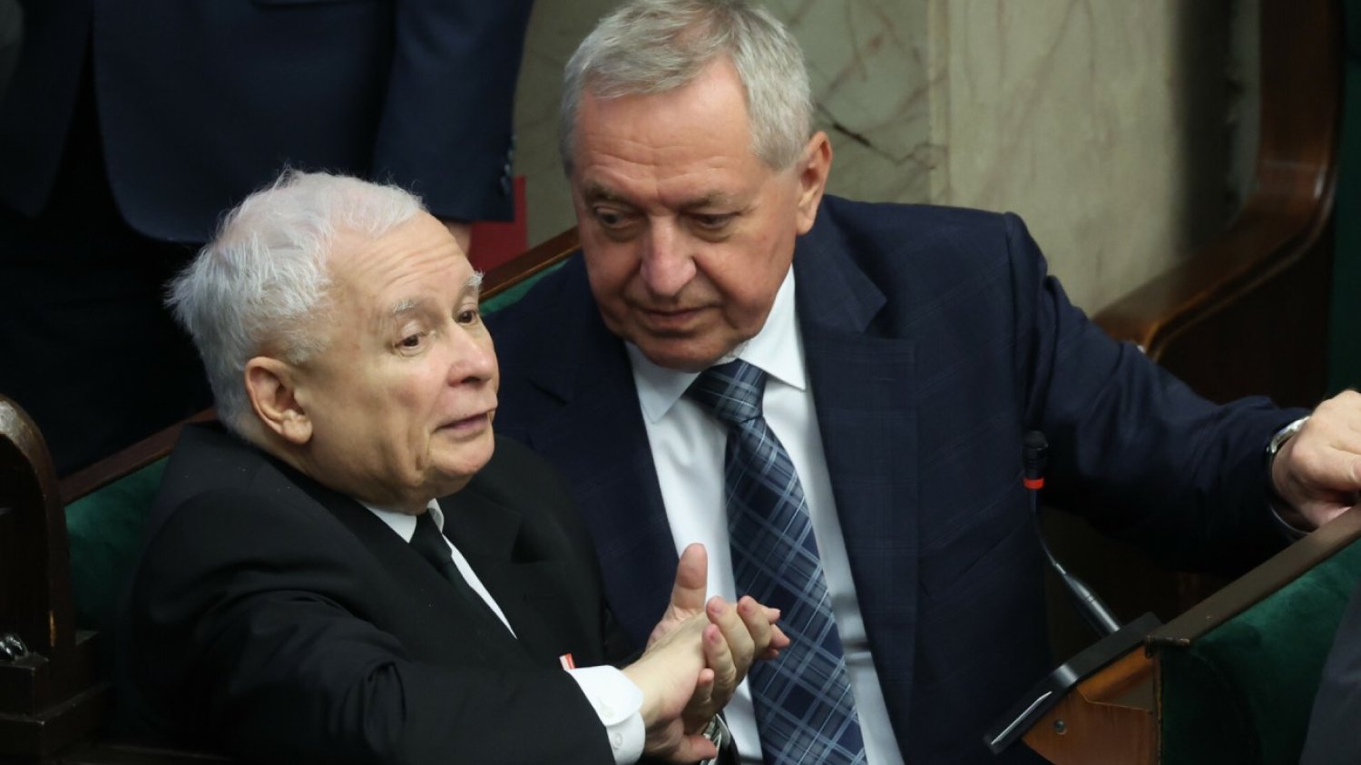 PiS może stracić władzę – wskazuje sondaż wykonany na miesiąc przed wyborami