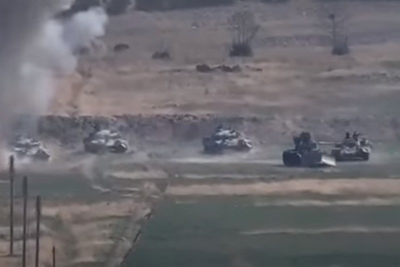 Armenia i Azerbejdżan oskarżają się wzajemnie o eskalację konfliktu.