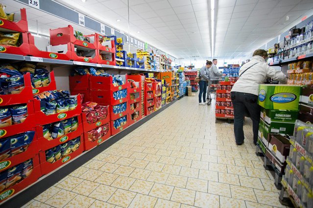 Wszystko wskazuje na to, że zakaz handlu nie zacznie obowiązywać od 1 stycznia.