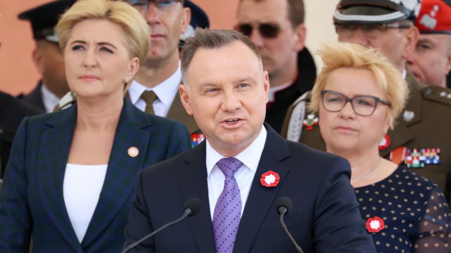 Prezydent Andrzej Duda podczas uroczystości z okazji święta Konstytucji 3 Maja na placu Zamkowym w Warszawie