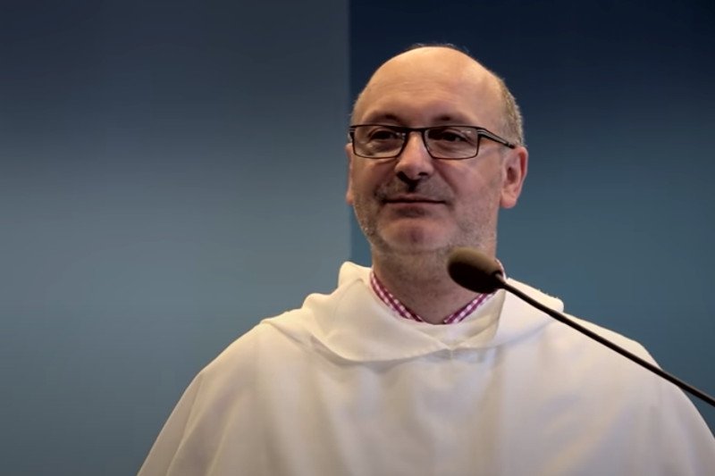 O. Andrzej Kuśmierski, subprzeor klasztoru Dominikanów we Wrocławiu, zachęcił wiernych, by obejrzeli film braci Sekielskich.