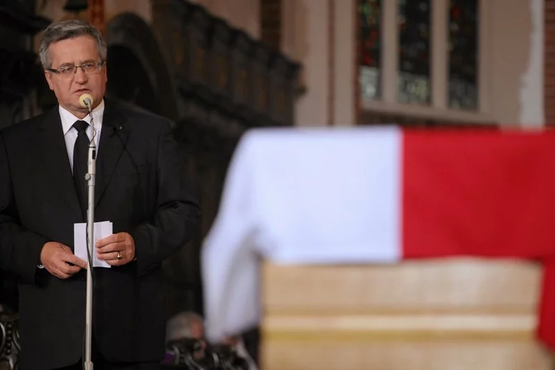 Prezydent Bronisław Komorowski podczas swojego przemówienia z trudem ukrywał wzruszenie.
