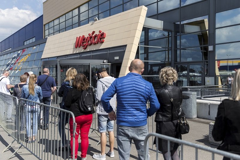 W Katowicach tłumy ruszyły do Ikei po zniesieniu restrykcji.