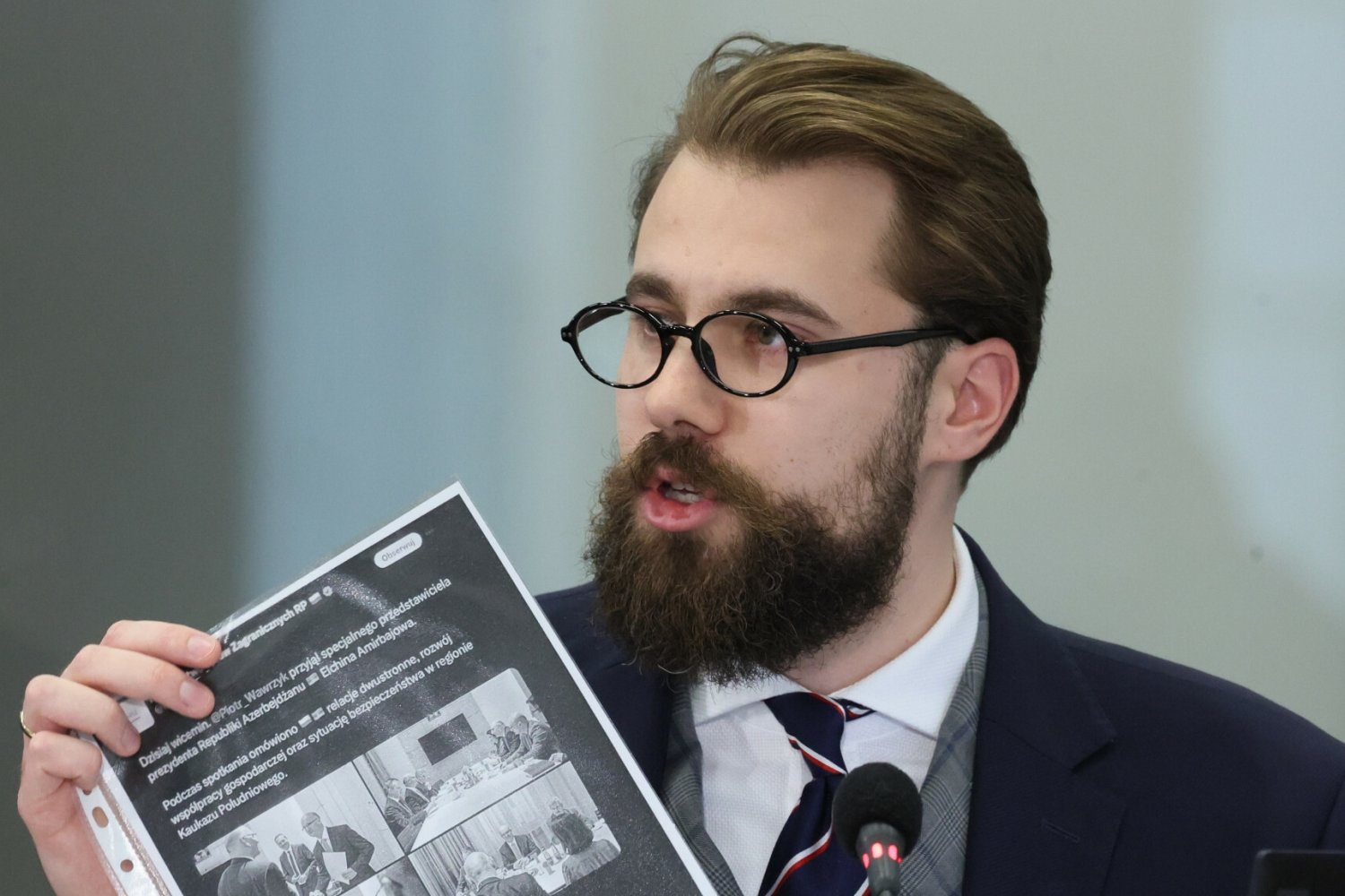 Afera wizowa. "Filmowcy" mieli kręcić film w gospodarstwie Kobosa.