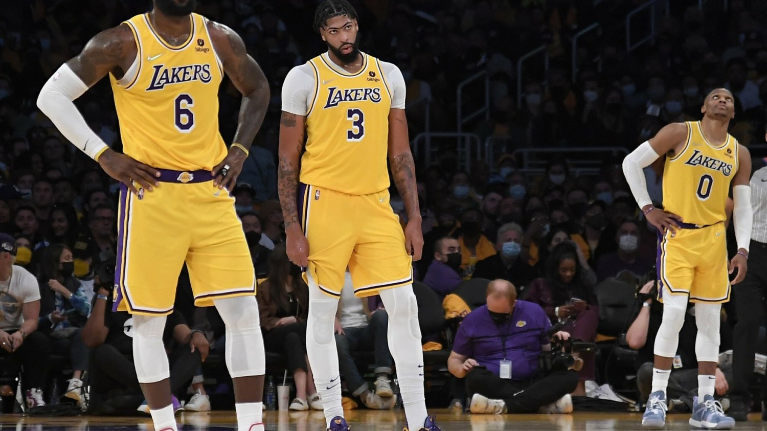 Początek sezonu NBA jest bardzo nieudany dla Los Angeles Lakers