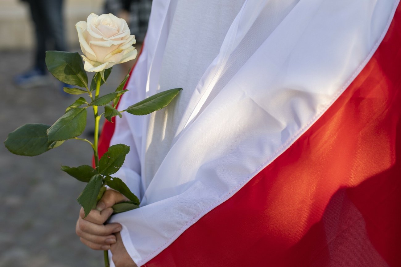 Pomysł burmistrza Radzynia Podlaskiego na Święto Niepodległości. Włodarz prosi mieszkańców, aby nie przynosili wieńców.
