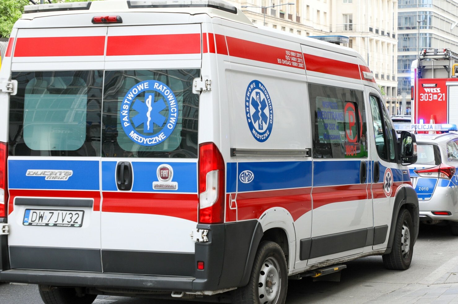 Warszawa: Policjant postrzelony. Twa walka o jego życie.