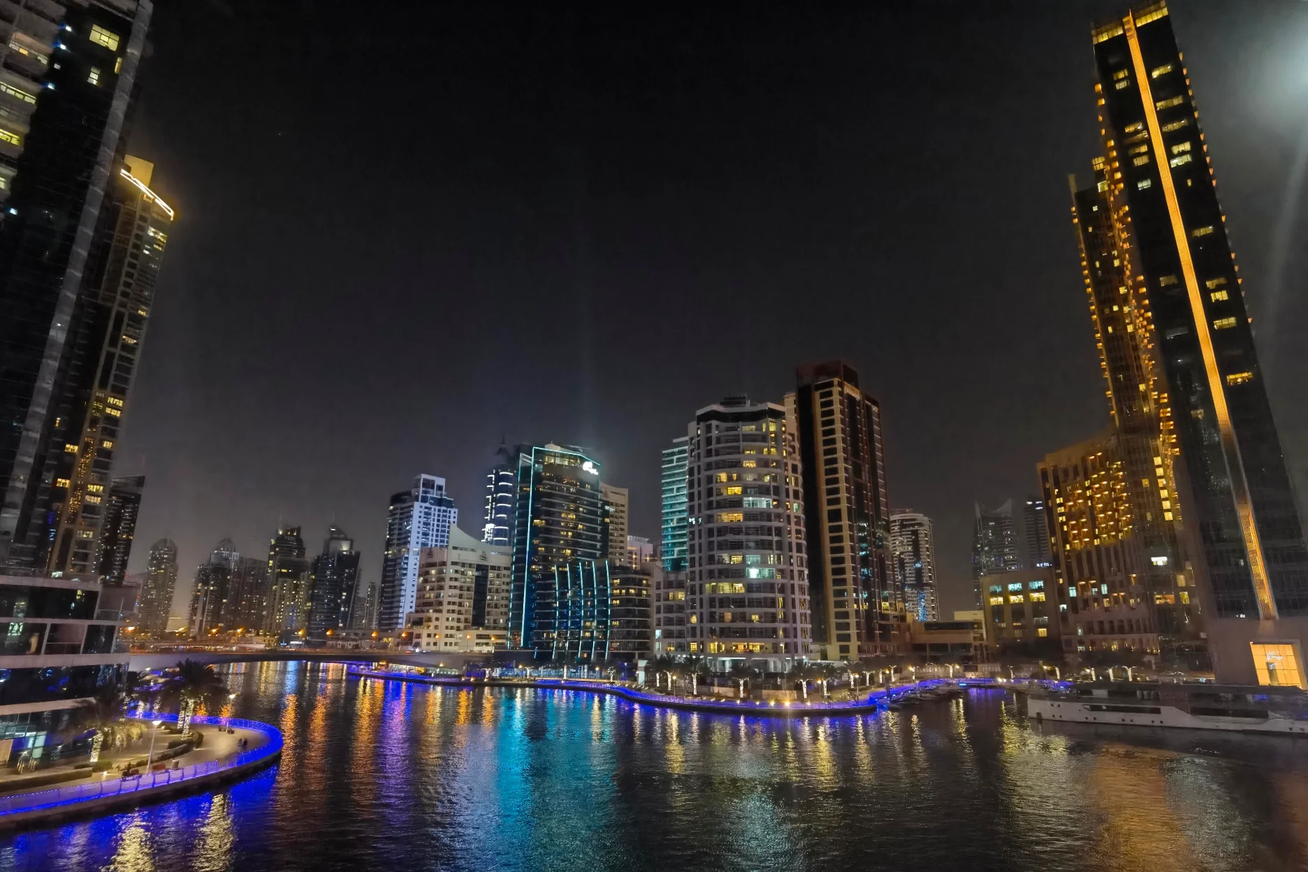 Dubai Marina, czyli tutejszy odpowiednik Manhattanu