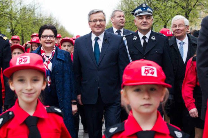 Waldemar Pawlak na wspólnych uroczystościach z Bronisławem Komorowskim.