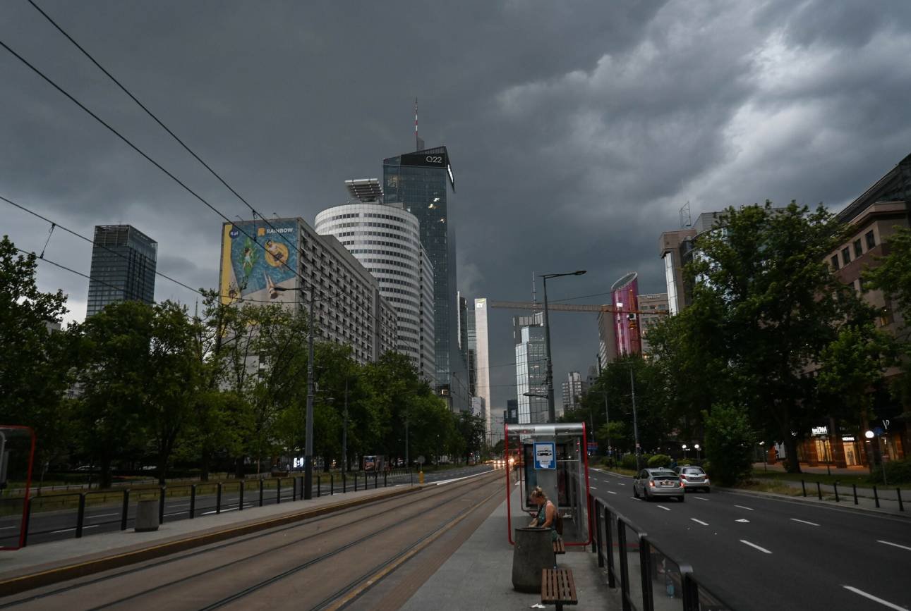 Radar burz pokazuje, gdzie dzisiaj pogoda szaleje. W Polsce roi się od takich miejsc