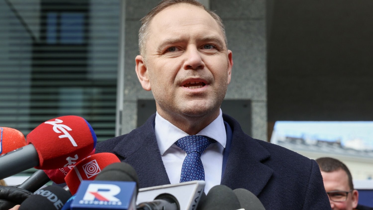 Nawrocki pozywa Onet. Już wiadomo w jakim trybie