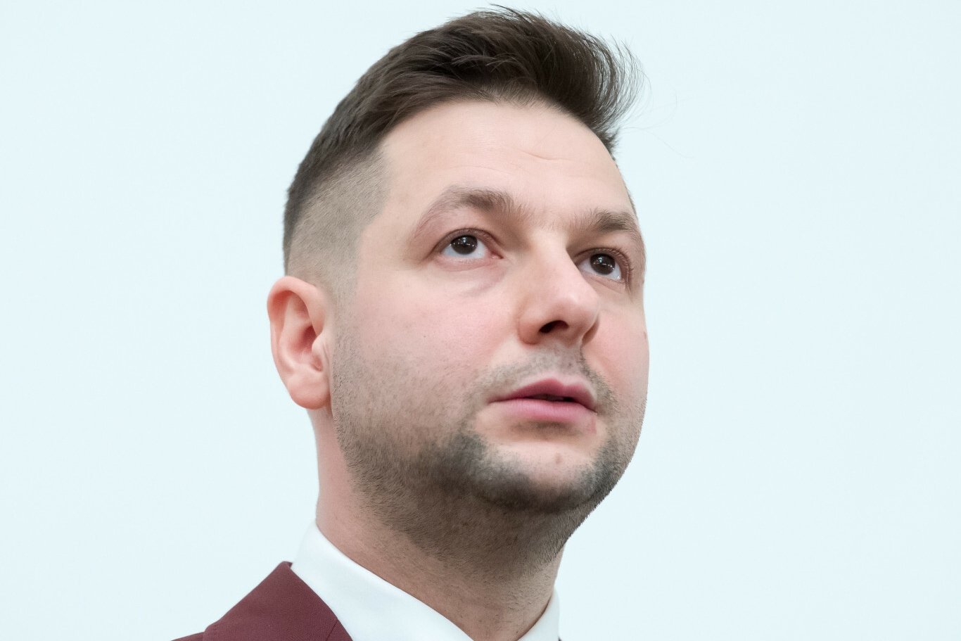 Jaki zaatakował TVN24 ws. materiału o Ex Bono. Stacja odpowiada.